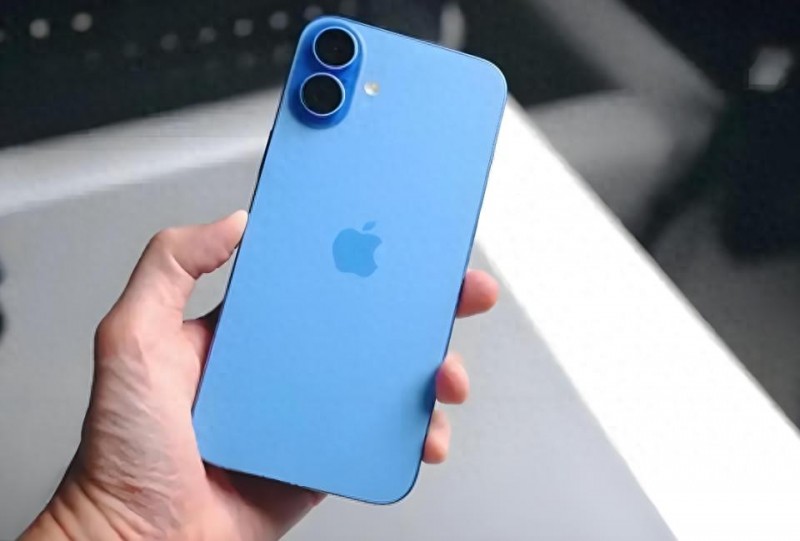 iPhone 16 plus重回低价，不用等618了，4674mAh+4800万双摄+A18