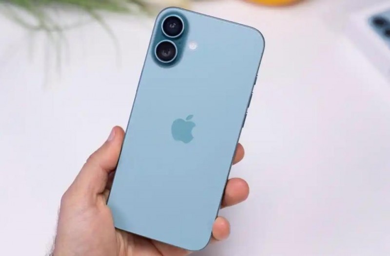 iPhone 16 plus重回低价，不用等618了，4674mAh+4800万双摄+A18