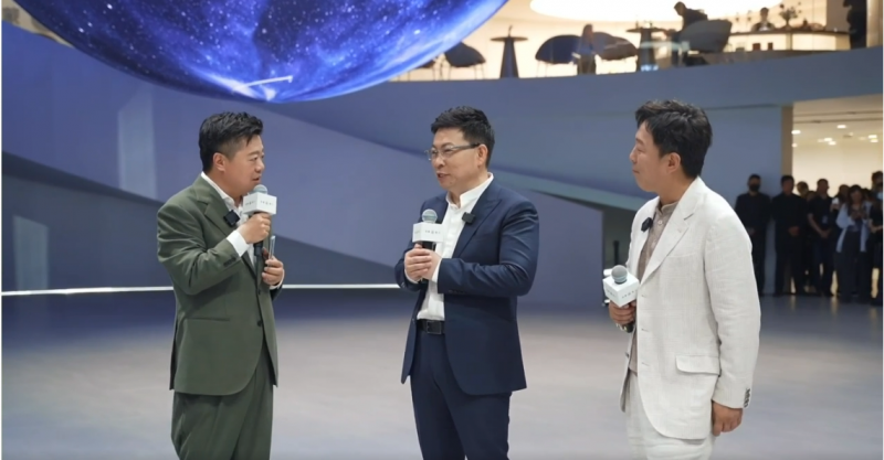 豪车高管集体围观！尊界S800展现中国品牌超豪华新高度