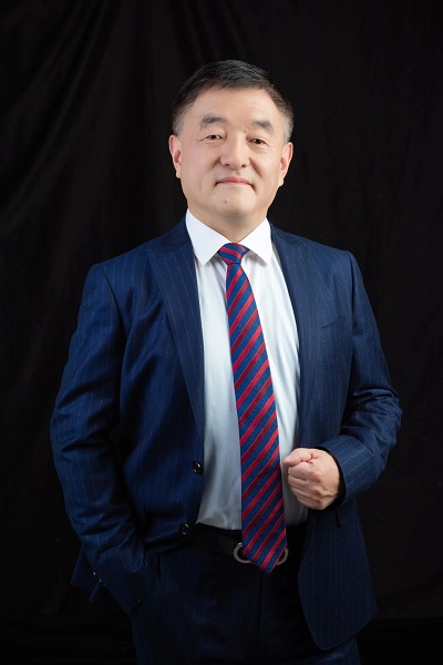 高价回收备案域名:从教书匠到行业标杆,魏晓明与晓鸣股份的30年产业坚守与创新插图 从教书匠到行业标杆,魏晓明与晓鸣股份的30年产业坚守与创新