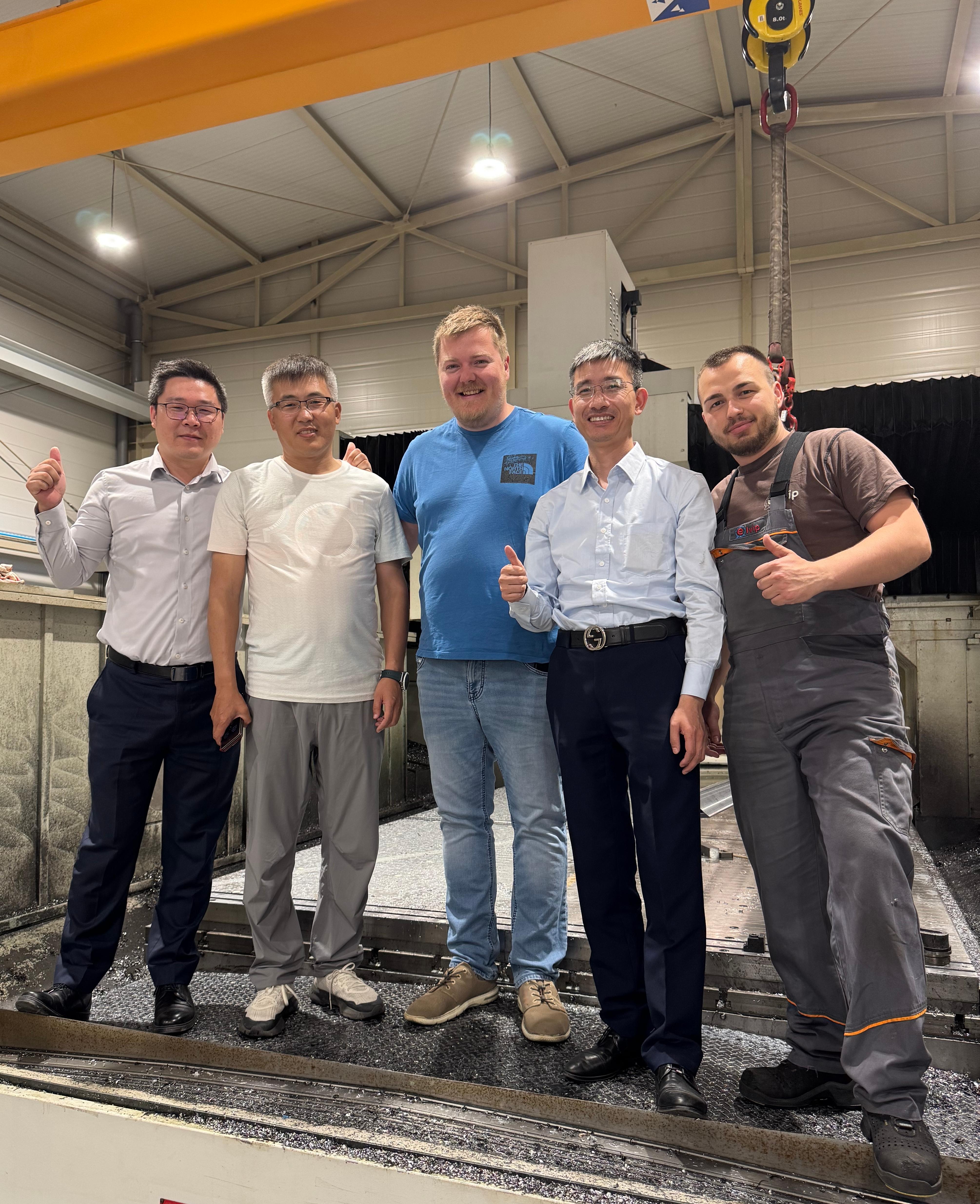 1766634415329087.jpeg OKKI晒2025年度AI成绩单:平均每个出海商家可跟进潜客数提升8倍、成交转化机会提升43.48%