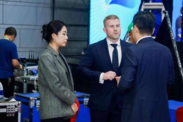 1766729441824763.jpg 驱动云品破圈 智慧物流赋能出海 ——2025年云企出海经贸对接活动 宁波专场成功举办