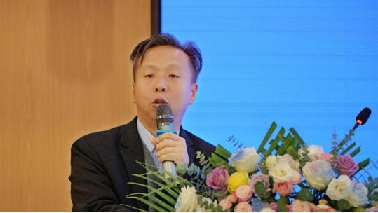 “数智赋能·价值共生 ——数智技术驱动下的广告传播新生态论坛”在南宁理工学院成功举办