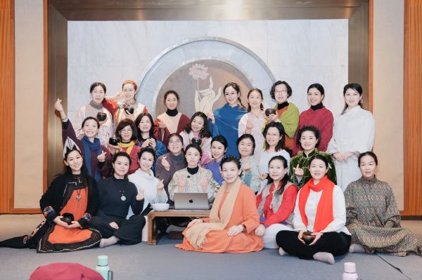 1768988385706348.jpg 九华尊黄精茶启新篇:千年黄精焕新机,产业蓝图绘未来