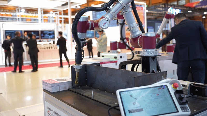 节卡机器人亮相AW2026韩国展 全场景方案赋能本土智造升级