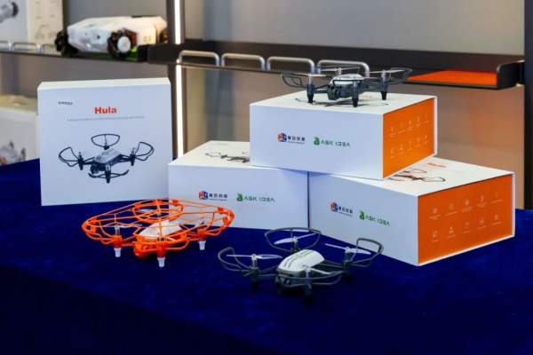 从课堂到全国大赛，这台教育无人机凭什么让孩子爱上编程？