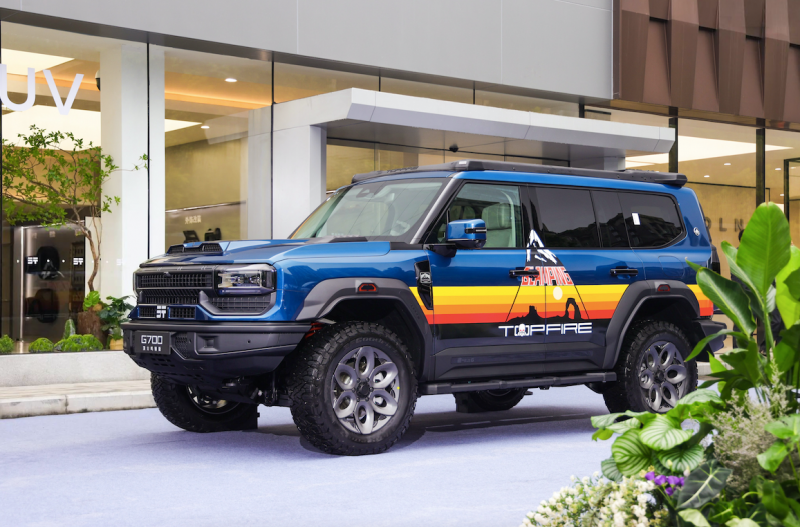 高价回收备案域名:中国原厂改装新高度,纵横G700顶火鸣镝版配置解析插图5 中国原厂改装新高度,纵横G700顶火鸣镝版配置解析