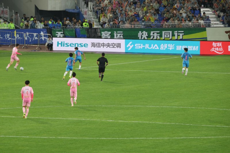 高价回收备案域名:2026“苏超”火热开幕,舒华体育助力无锡队斩获开门红插图 2026“苏超”火热开幕,舒华体育助力无锡队斩获开门红