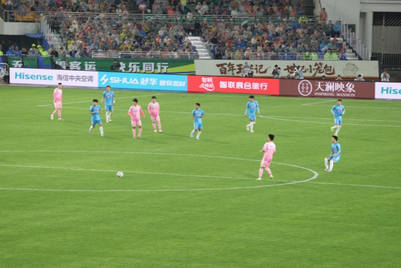 高价回收备案域名:2026“苏超”火热开幕,舒华体育助力无锡队斩获开门红插图1 2026“苏超”火热开幕,舒华体育助力无锡队斩获开门红