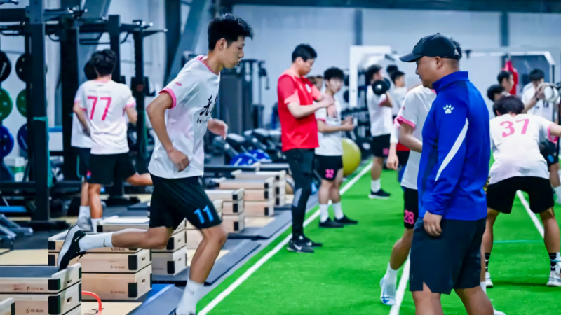 高价回收备案域名:2026“苏超”火热开幕,舒华体育助力无锡队斩获开门红插图3 2026“苏超”火热开幕,舒华体育助力无锡队斩获开门红