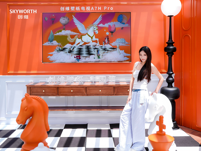 成都捕获“出走的壁纸电视”！创维壁纸电视巡展刷屏